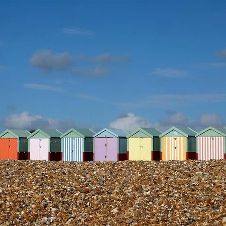 Poets Rest, Free Parking, Ev Socket Fees Apply Walk To Beach Brighton Екстериор снимка