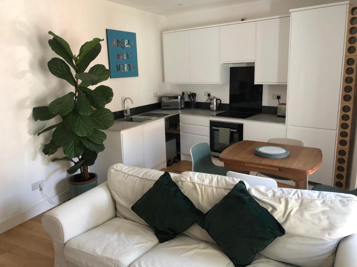 Poets Rest, Free Parking, Ev Socket Fees Apply Walk To Beach Brighton Екстериор снимка
