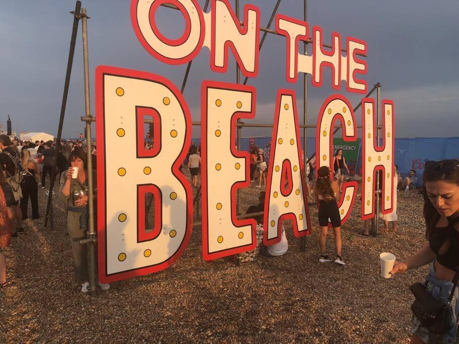 Poets Rest, Free Parking, Ev Socket Fees Apply Walk To Beach Brighton Екстериор снимка