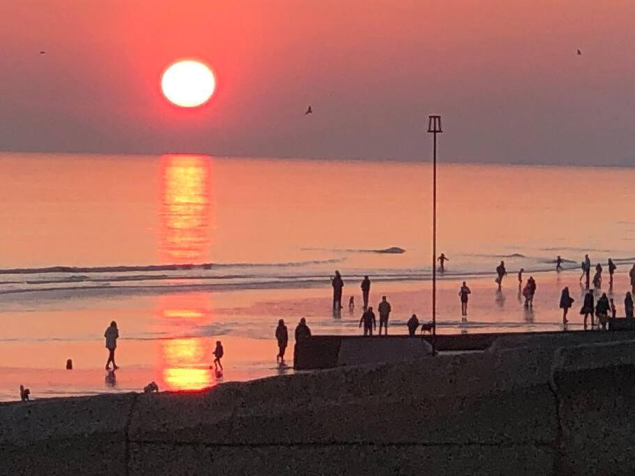 Poets Rest, Free Parking, Ev Socket Fees Apply Walk To Beach Brighton Екстериор снимка