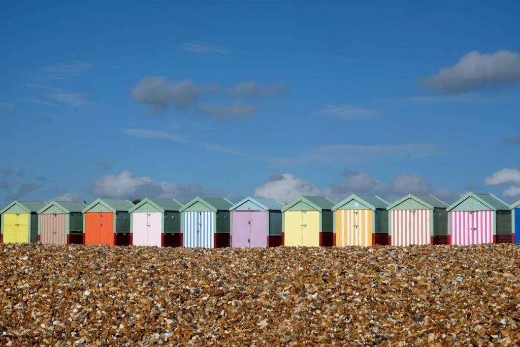 Poets Rest, Free Parking, Ev Socket Fees Apply Walk To Beach Brighton Екстериор снимка